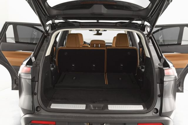 Used 2023 INFINITI QX60 Sensory AWD/4WD image 42