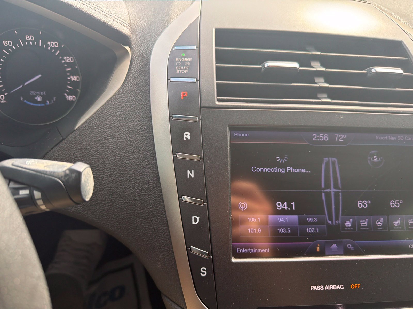 Used 2013 Lincoln MKZ FWD image 16