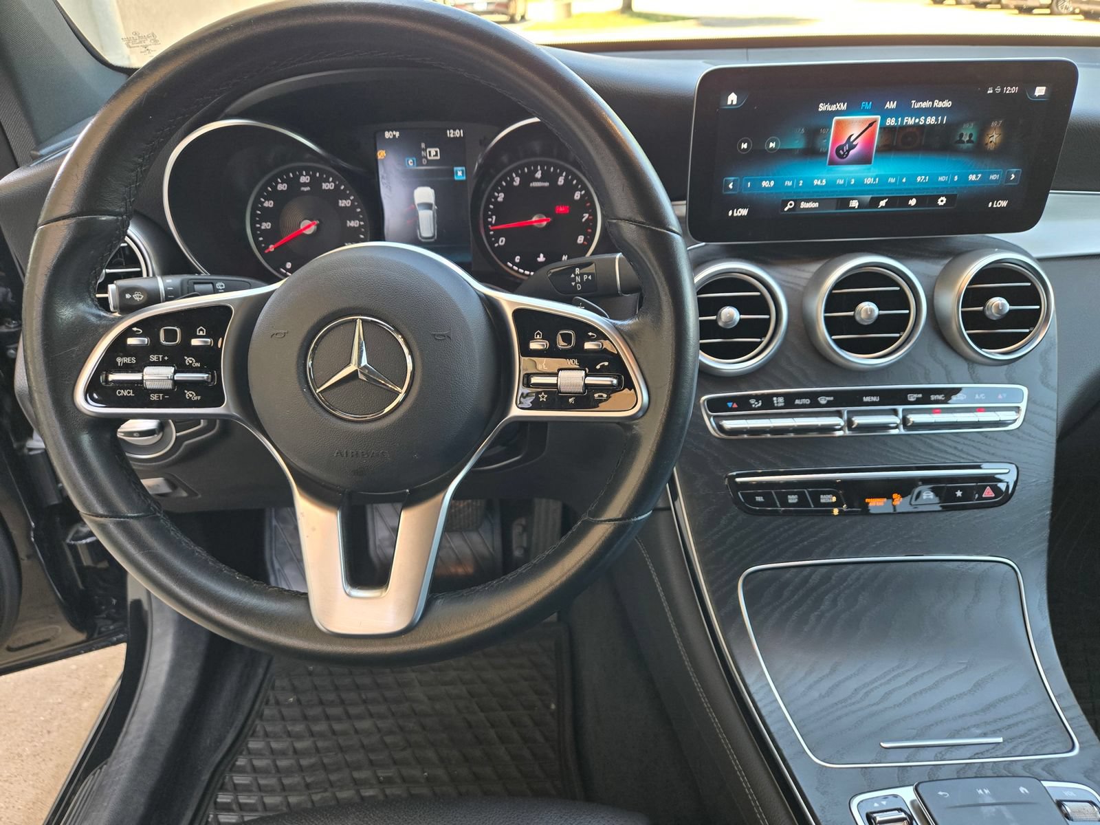Used 2021 Mercedes-Benz GLC 300 image 10