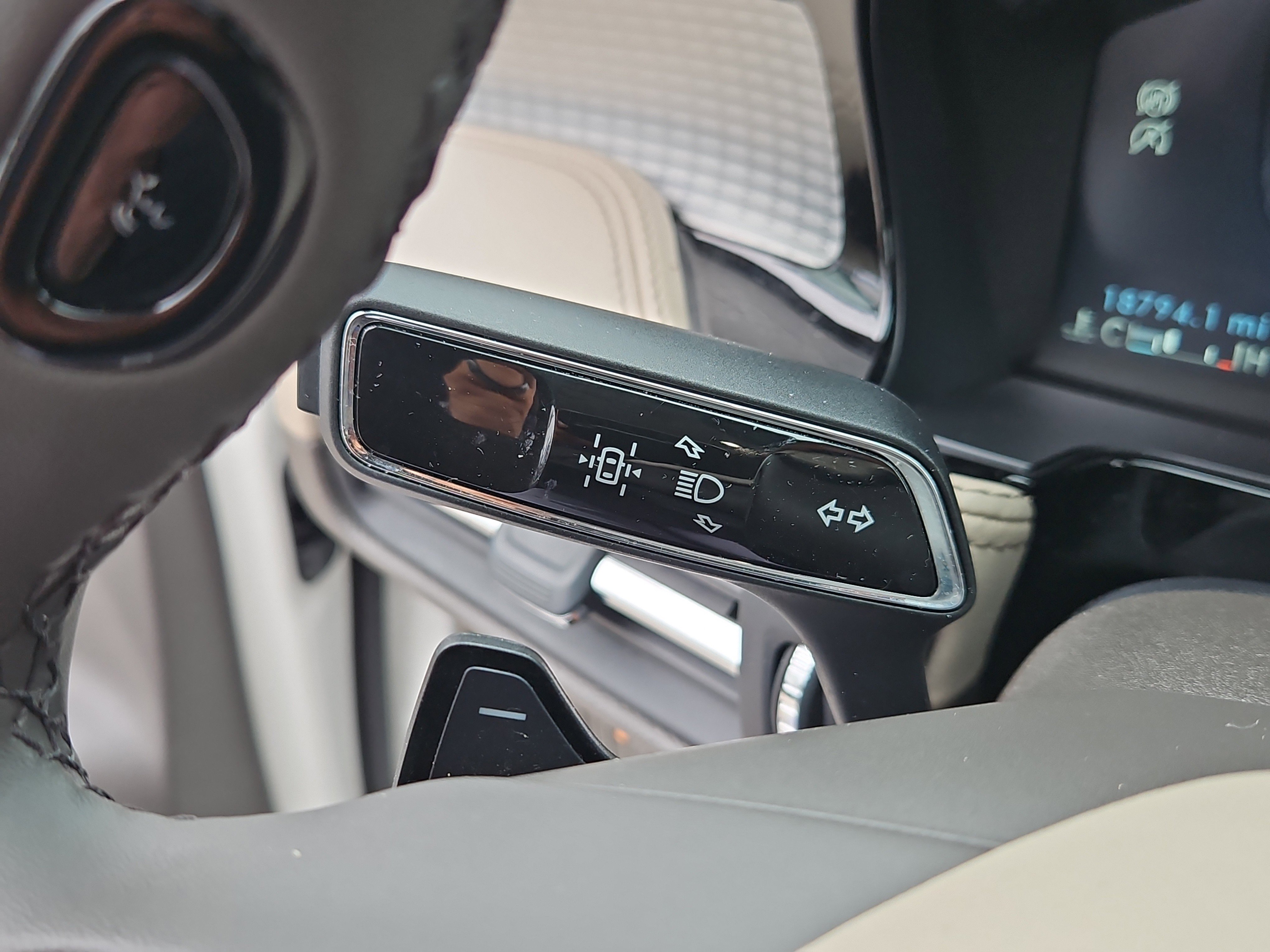 Certified 2024 Lincoln Corsair FWD image 21