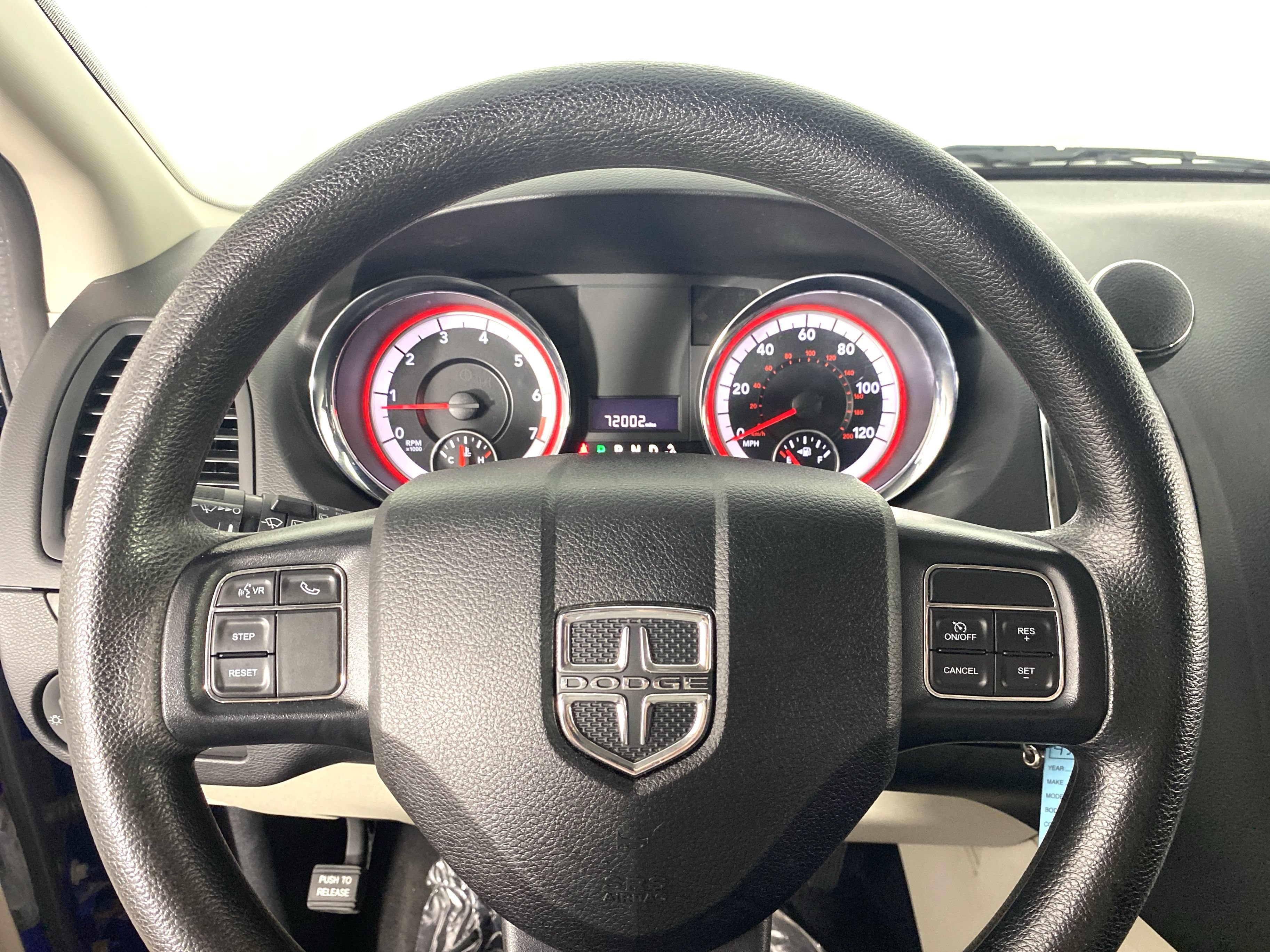 Used 2018 Dodge Grand Caravan SE w/ UConnect Hands-Free Group FWD image 19