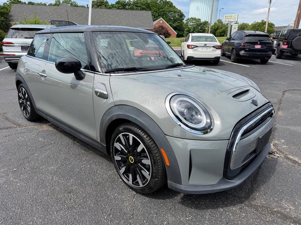 Used 2022 MINI Cooper SE FWD image 4