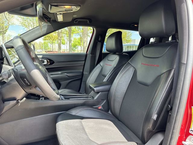 Used 2025 Jeep Compass Trailhawk image 21