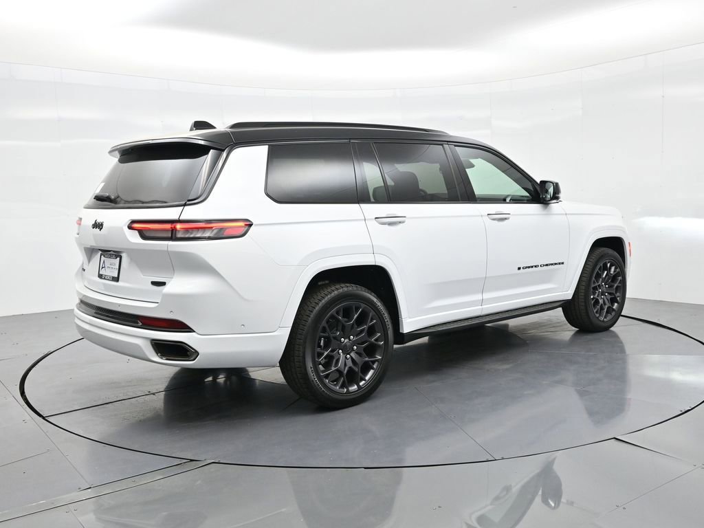 New 2025 Jeep Grand Cherokee L Summit image 7