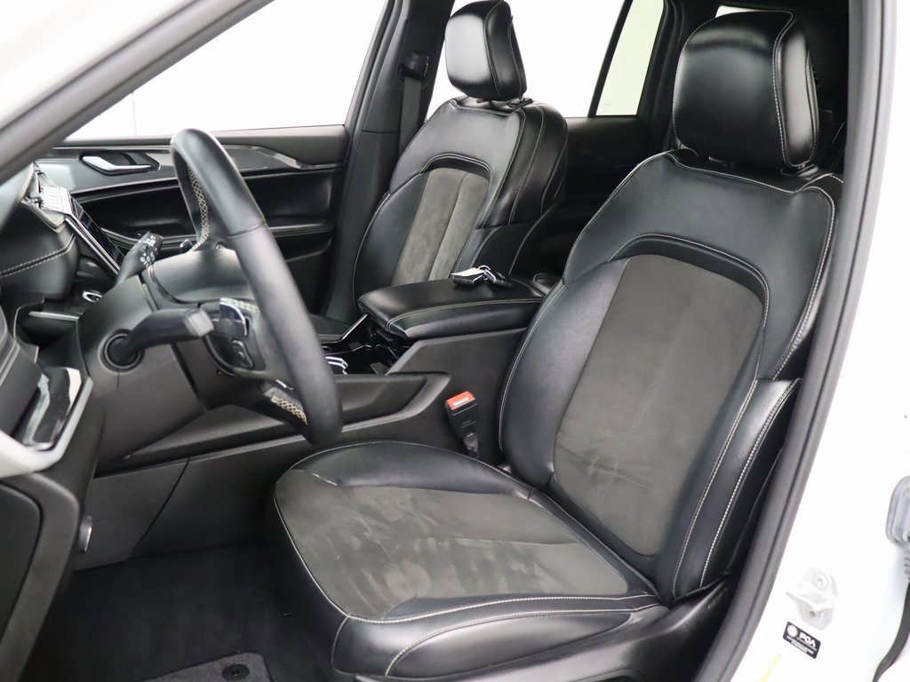 Used 2022 Jeep Grand Cherokee Altitude image 14