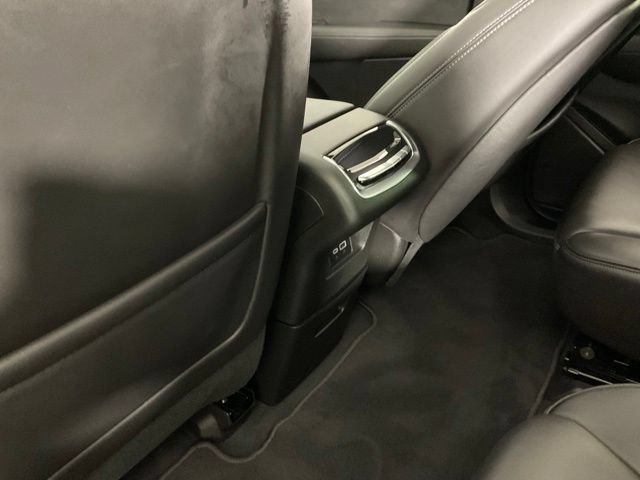 Used 2024 Cadillac XT6 Sport w/ Platinum Package AWD/4WD image 16