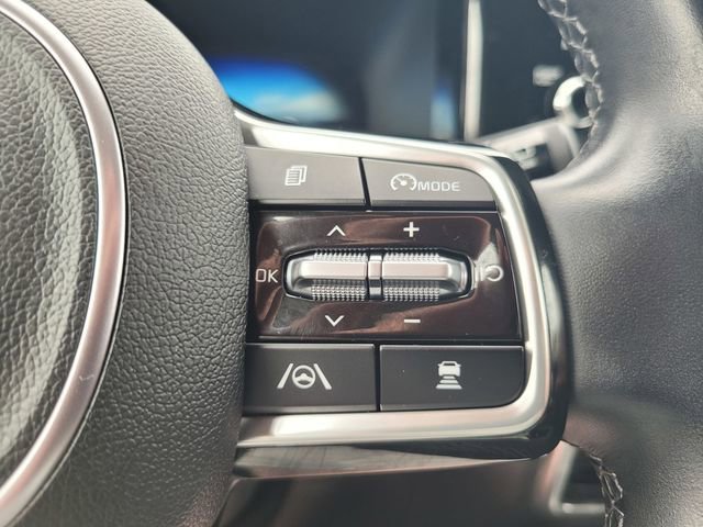 Used 2023 Kia Sorento SX image 26