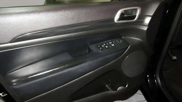 Used 2020 Jeep Grand Cherokee Altitude image 18