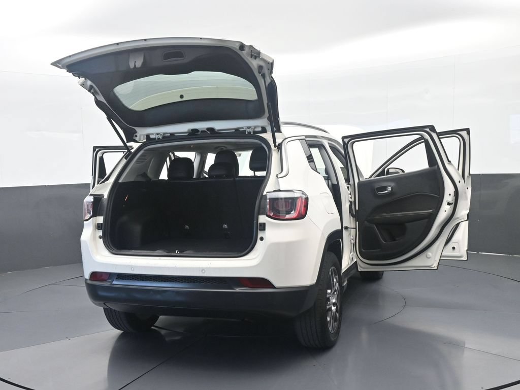 Used 2020 Jeep Compass Latitude FWD image 74