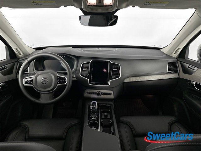 Used 2025 Volvo XC90 B6 Ultra w/ Protection Package Premier image 15