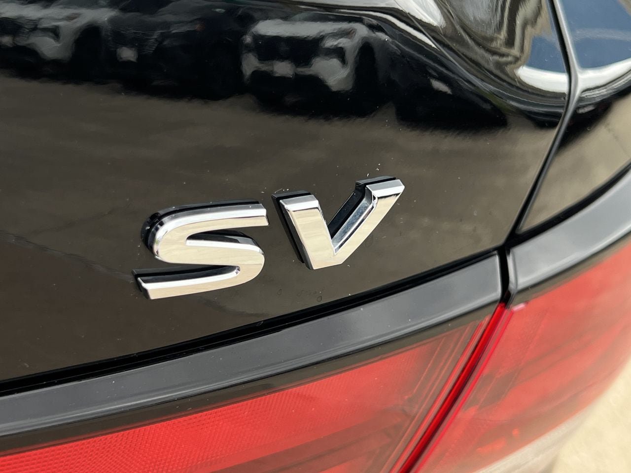 Used 2024 Nissan Sentra SV FWD image 7