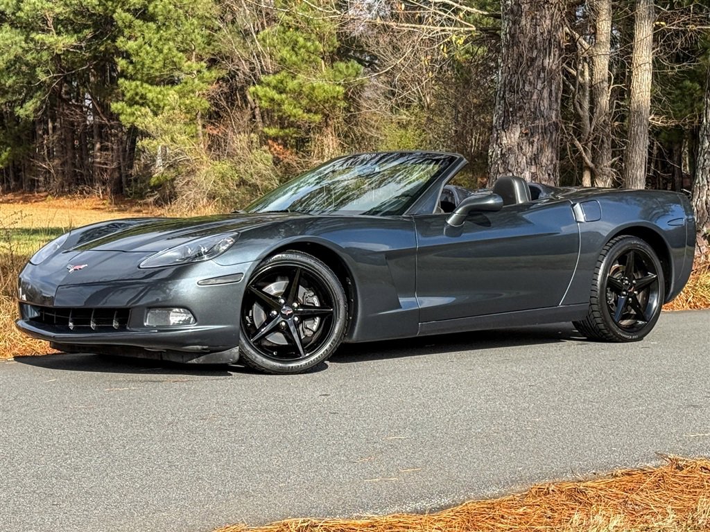 Used 2013 Chevrolet Corvette Convertible RWD image 11