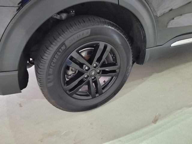 Used 2022 Ford Explorer XLT image 24