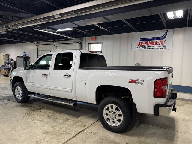 Used 2014 Chevrolet Silverado 3500 LTZ w/ LTZ Plus Package AWD/4WD image 5