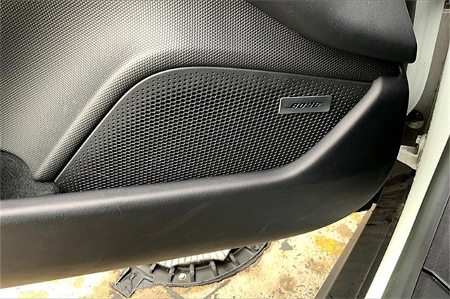 Used 2022 Porsche Taycan image 32