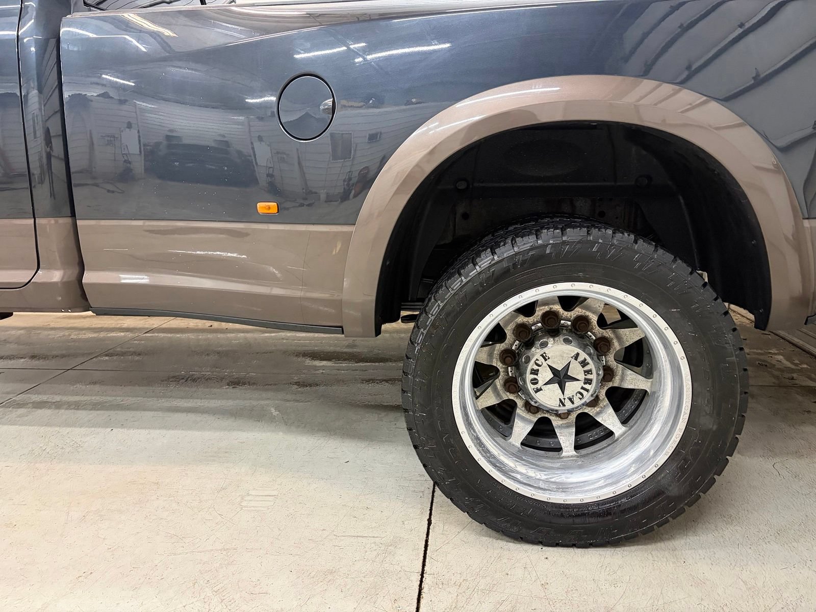 Used 2017 RAM 3500 Laramie AWD/4WD image 6