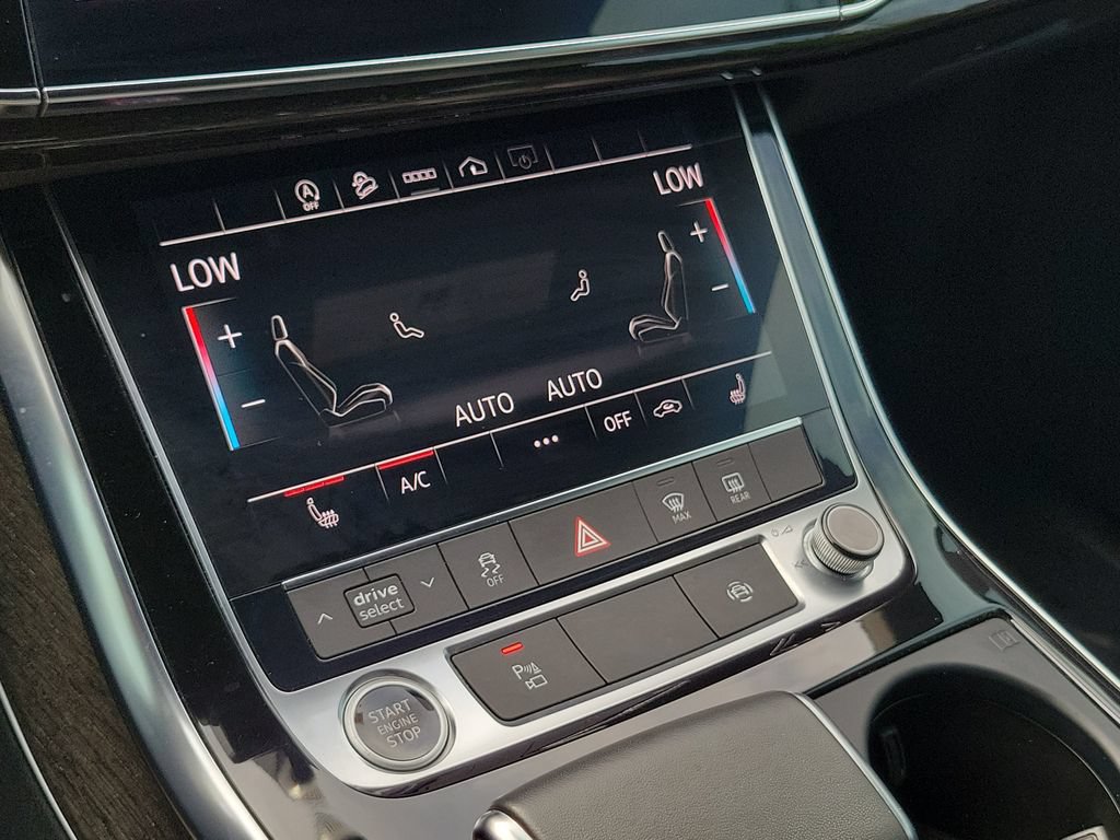 Certified 2022 Audi Q8 Premium w/ Convenience Package AWD/4WD image 14