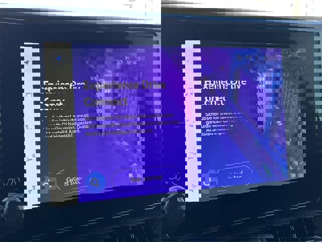 Used 2025 Toyota RAV4 XLE image 23