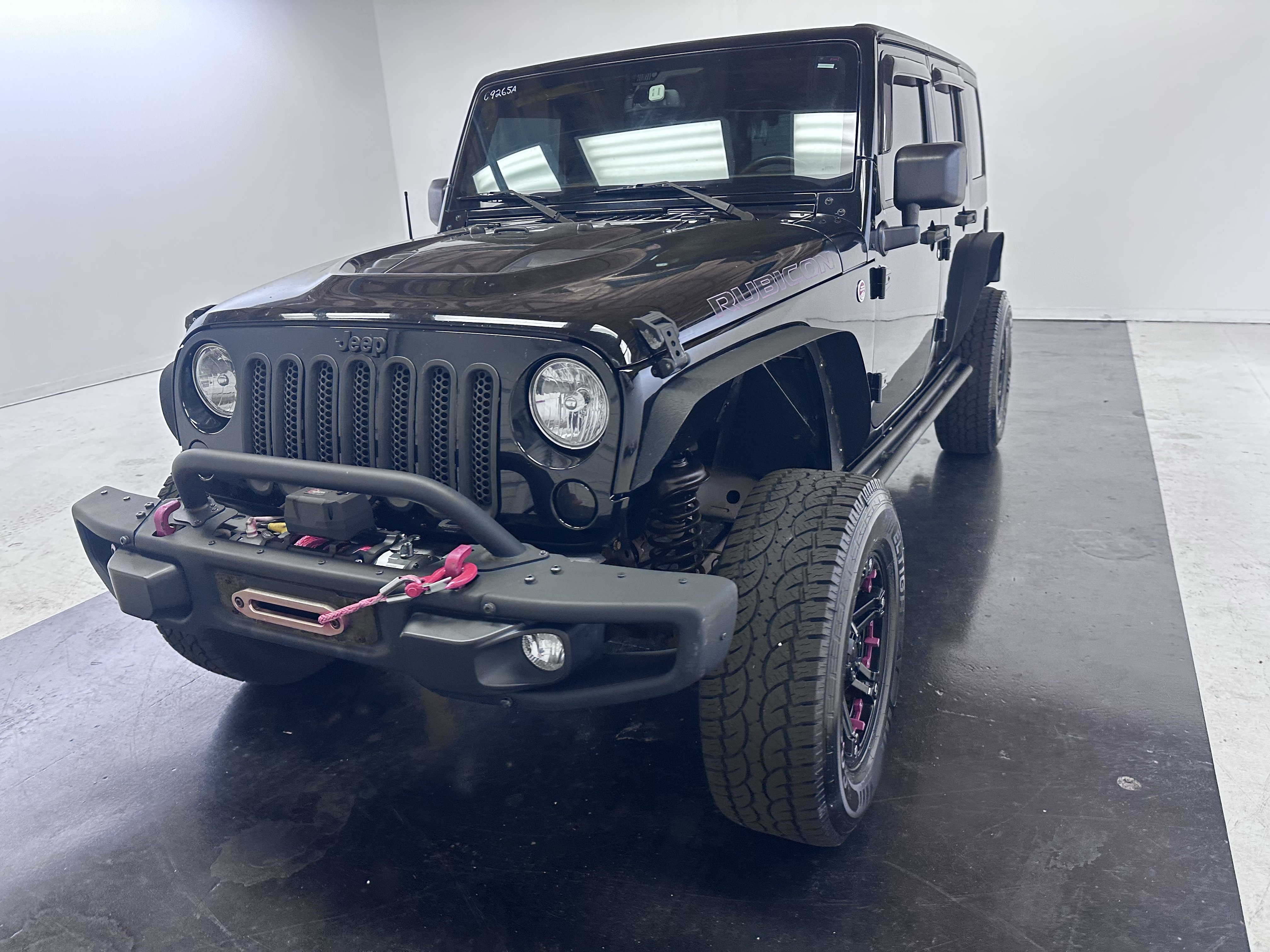Used 2015 Jeep Wrangler Unlimited Rubicon AWD/4WD image 7