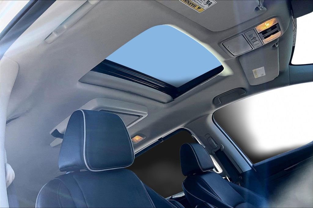 Certified 2025 Honda Odyssey Touring image 28