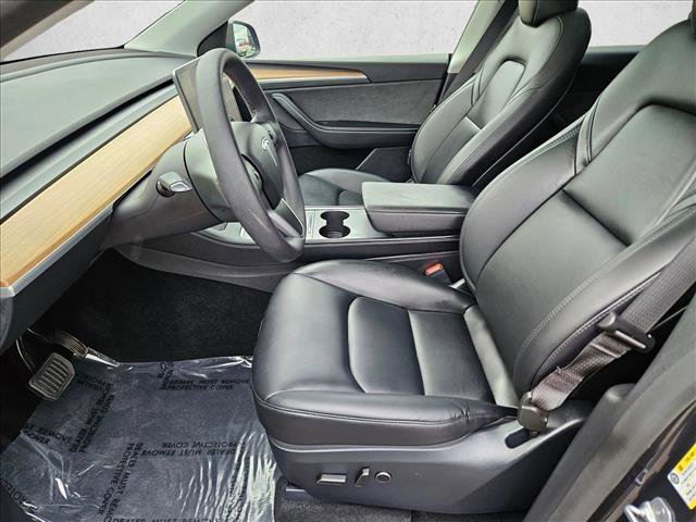 Used 2024 Tesla Model Y Long Range image 17