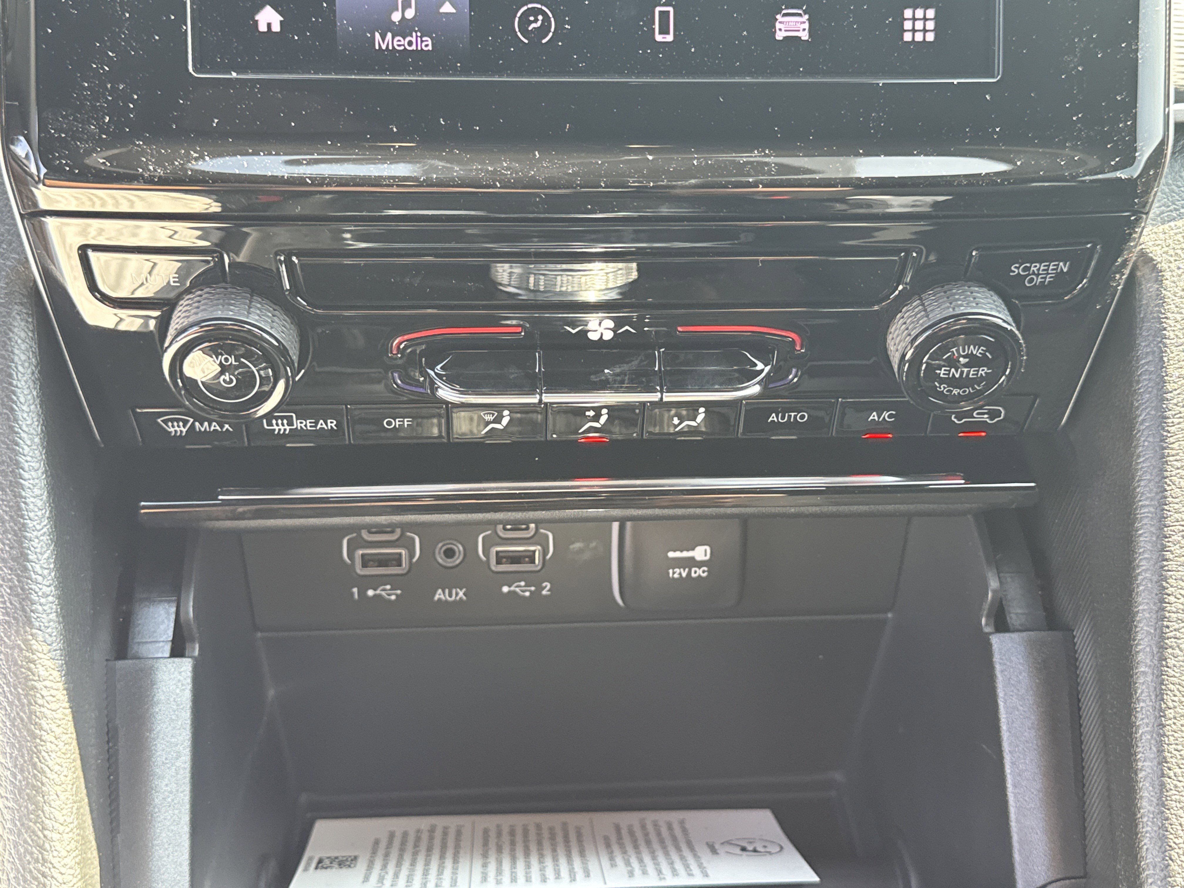 New 2025 Jeep Grand Cherokee L Laredo image 19