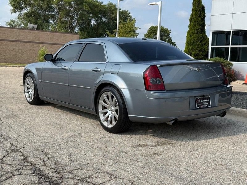 Used 2006 Chrysler 300 SRT8 w/ SRT Option Group II RWD image 5