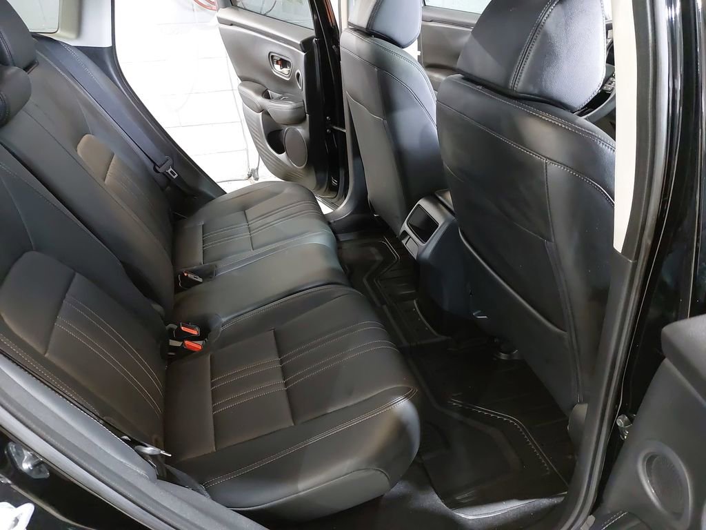 Used 2024 Honda HR-V EX-L image 11