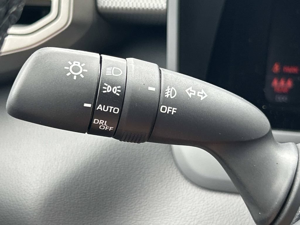 New 2026 Toyota Tundra Limited AWD/4WD image 32