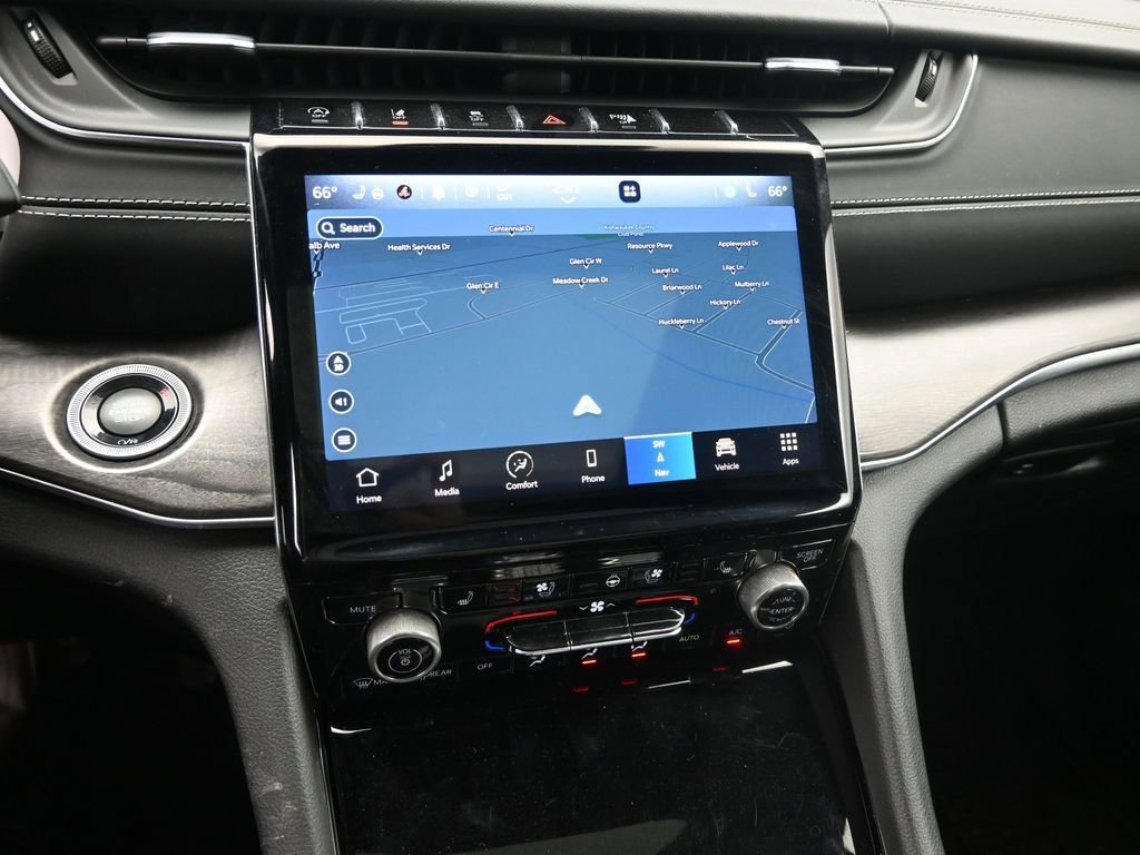 Used 2021 Jeep Grand Cherokee L Overland w/ Advanced Protech Group III image 20