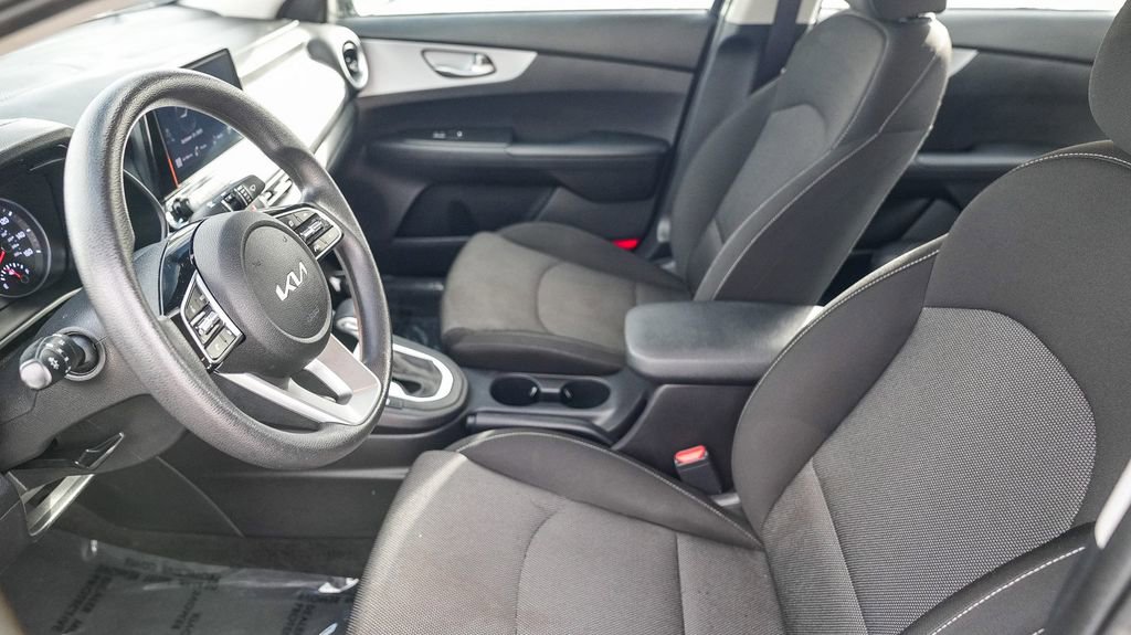 Used 2022 Kia Forte LXS image 20