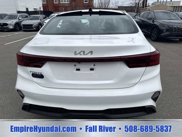 Used 2024 Kia Forte LXS FWD image 4