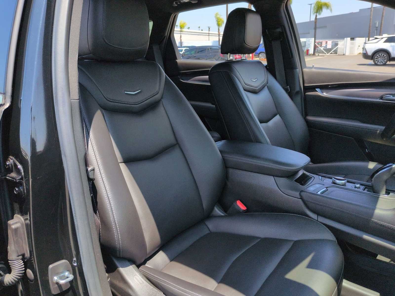 Certified 2023 Cadillac XT5 Luxury FWD image 27