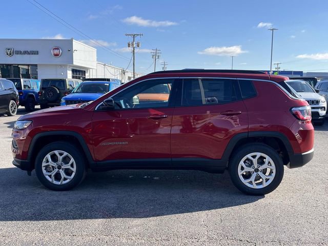New 2026 Jeep Compass Latitude AWD/4WD image 4