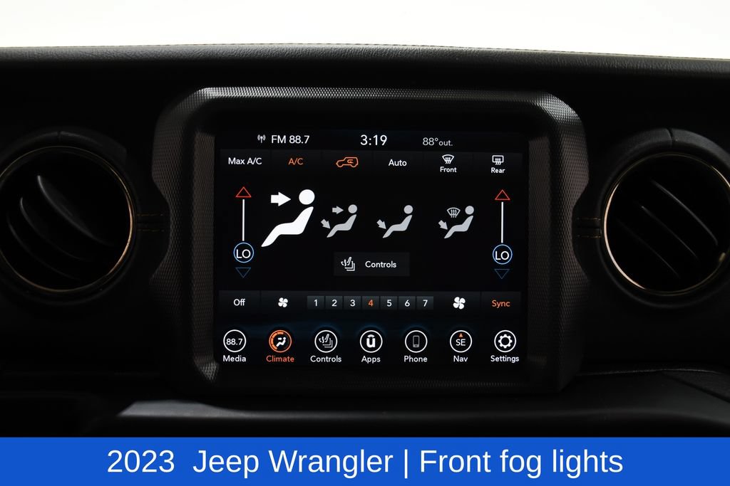 Used 2023 Jeep Wrangler Unlimited Sahara AWD/4WD image 23