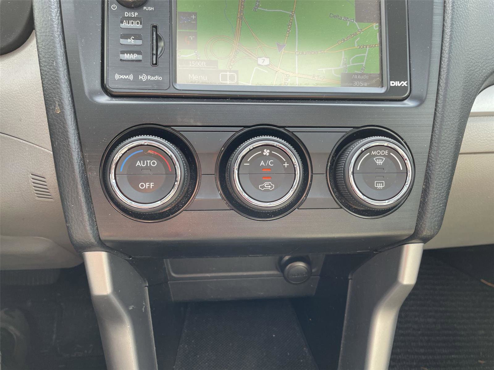 Used 2015 Subaru Forester 2.5i Limited image 20