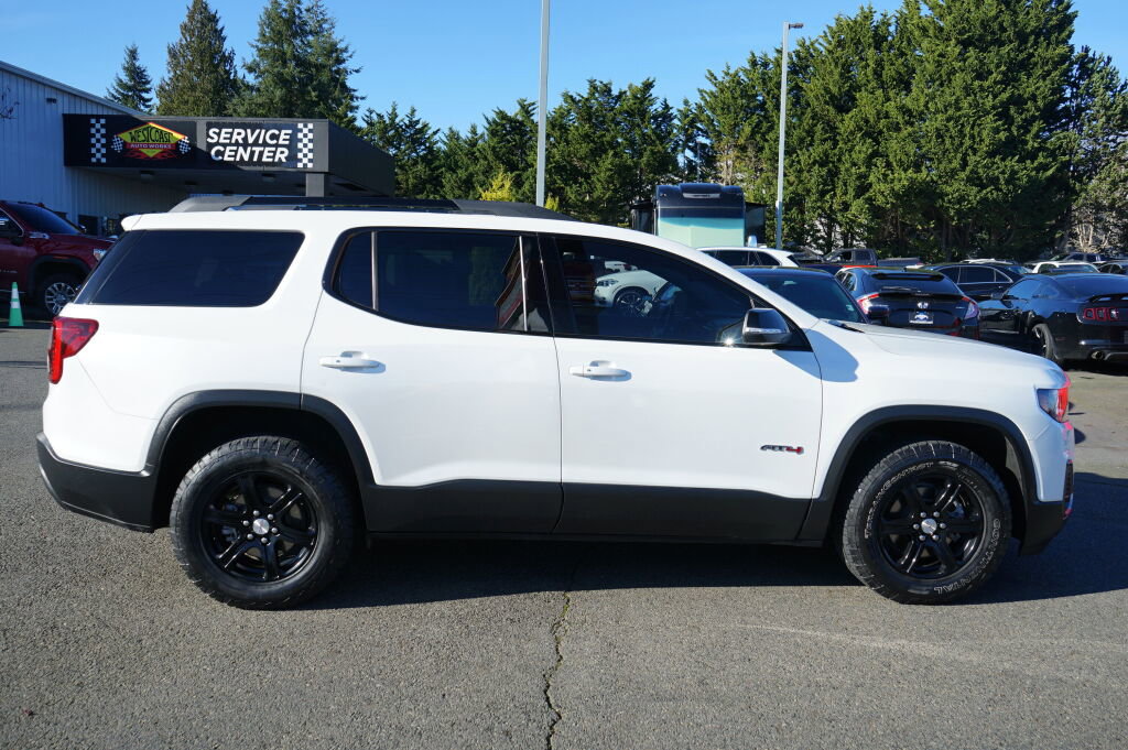 Used 2023 GMC Acadia AT4 w/ Preferred Package AWD/4WD image 6
