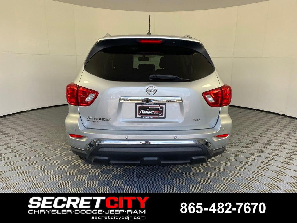 Used 2018 Nissan Pathfinder SV FWD image 6