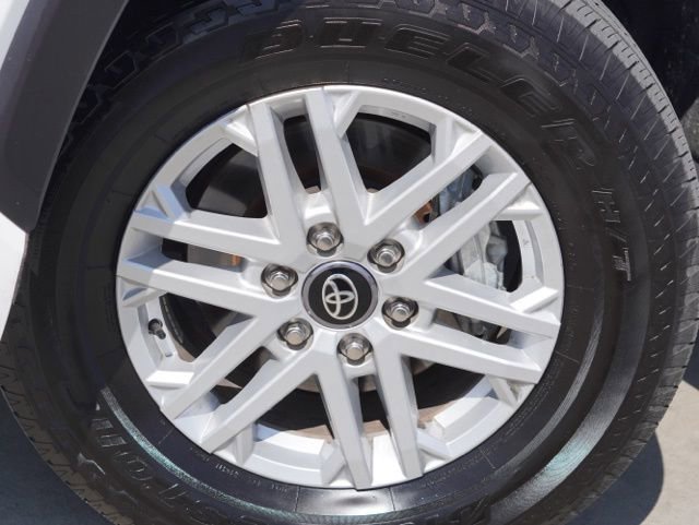 Certified 2025 Toyota Tundra SR5 w/ SR5 Convenience Package AWD/4WD image 16
