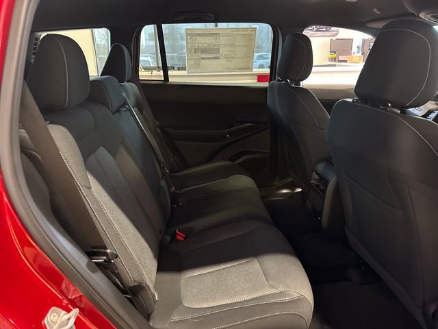 New 2026 Jeep Cherokee Laredo image 7