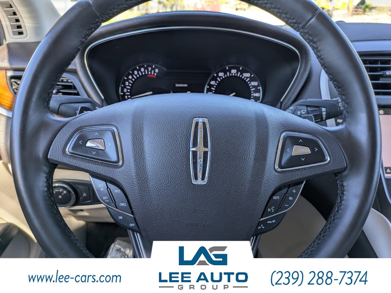 Used 2019 Lincoln MKC Select w/ Select Plus Package FWD image 24