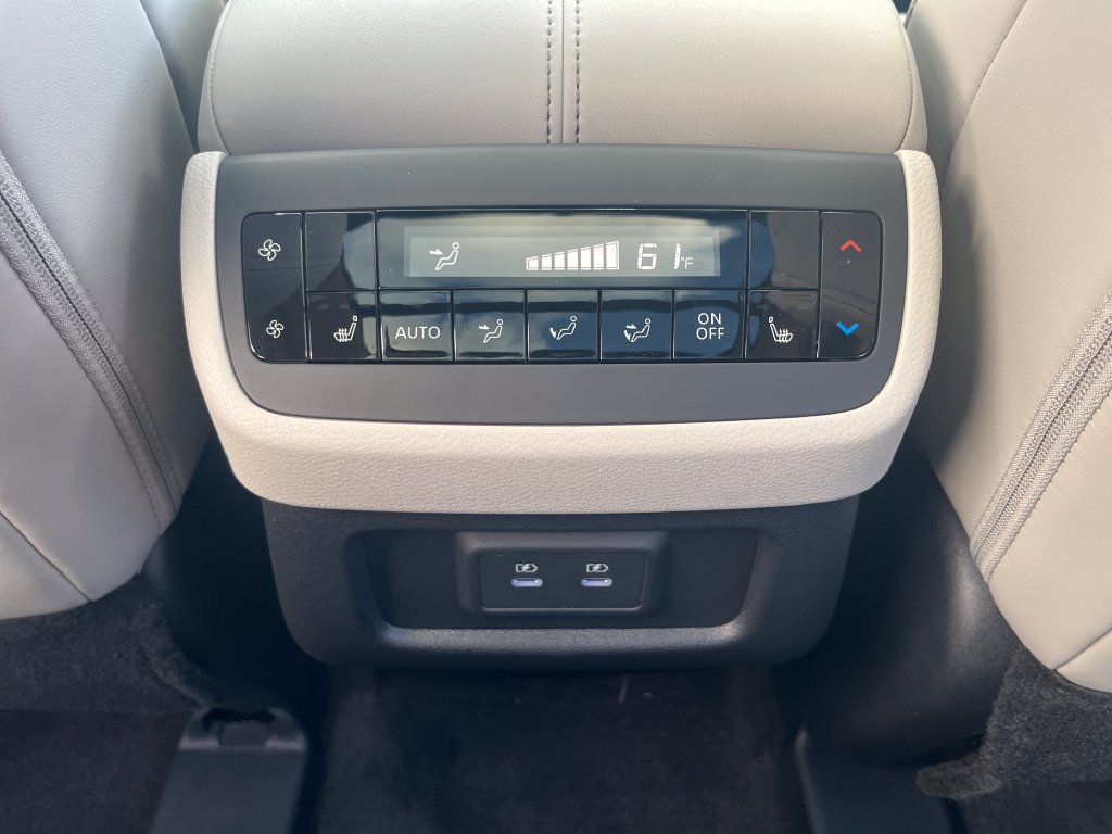 New 2026 Nissan Pathfinder SL FWD image 24