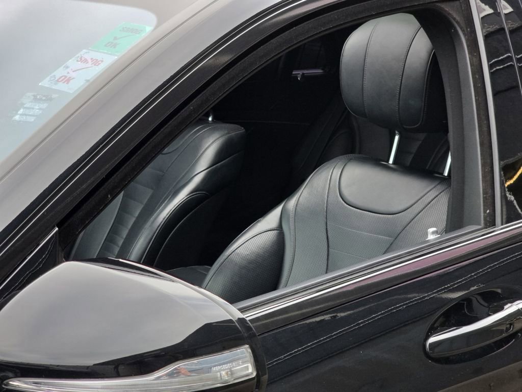 Used 2019 Mercedes-Benz S 560 Sedan image 30