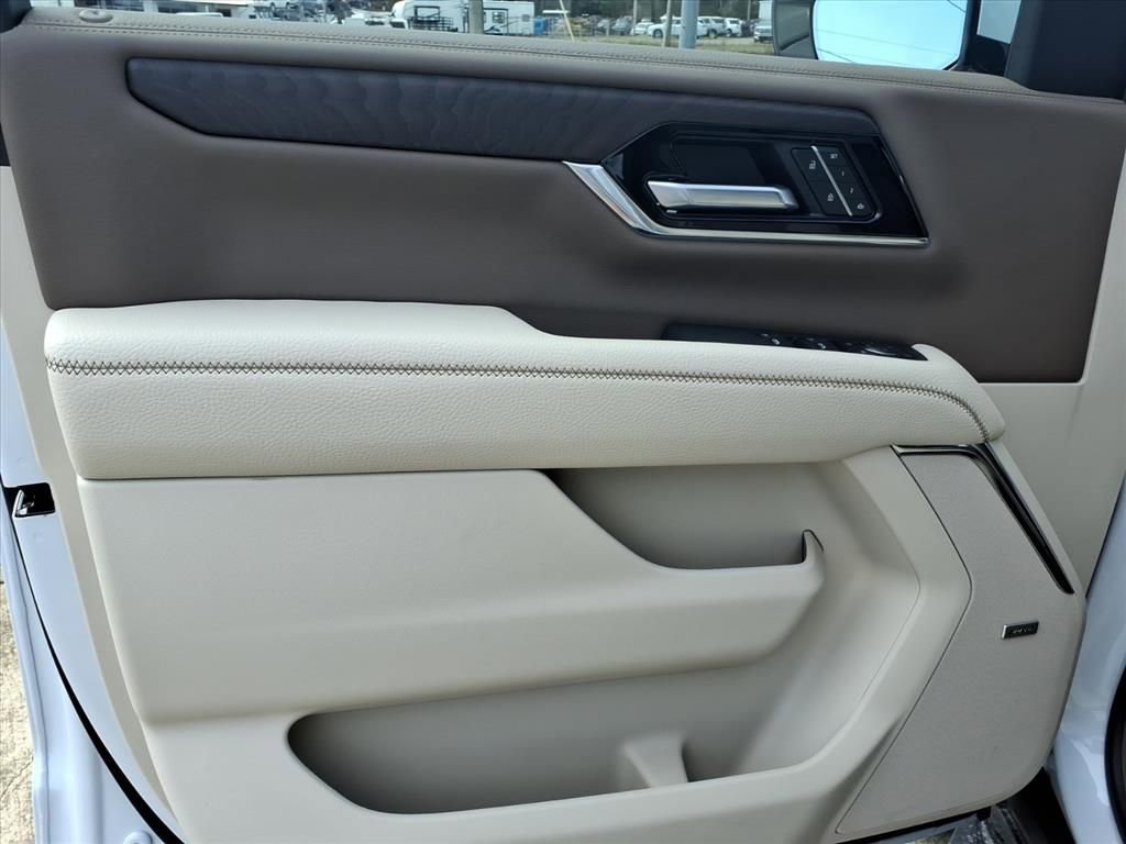 New 2026 GMC Yukon XL Denali image 12