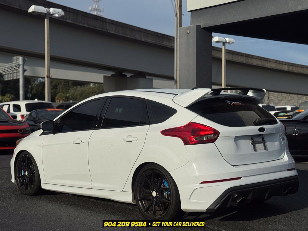 Used 2017 Ford Focus RS AWD/4WD image 4