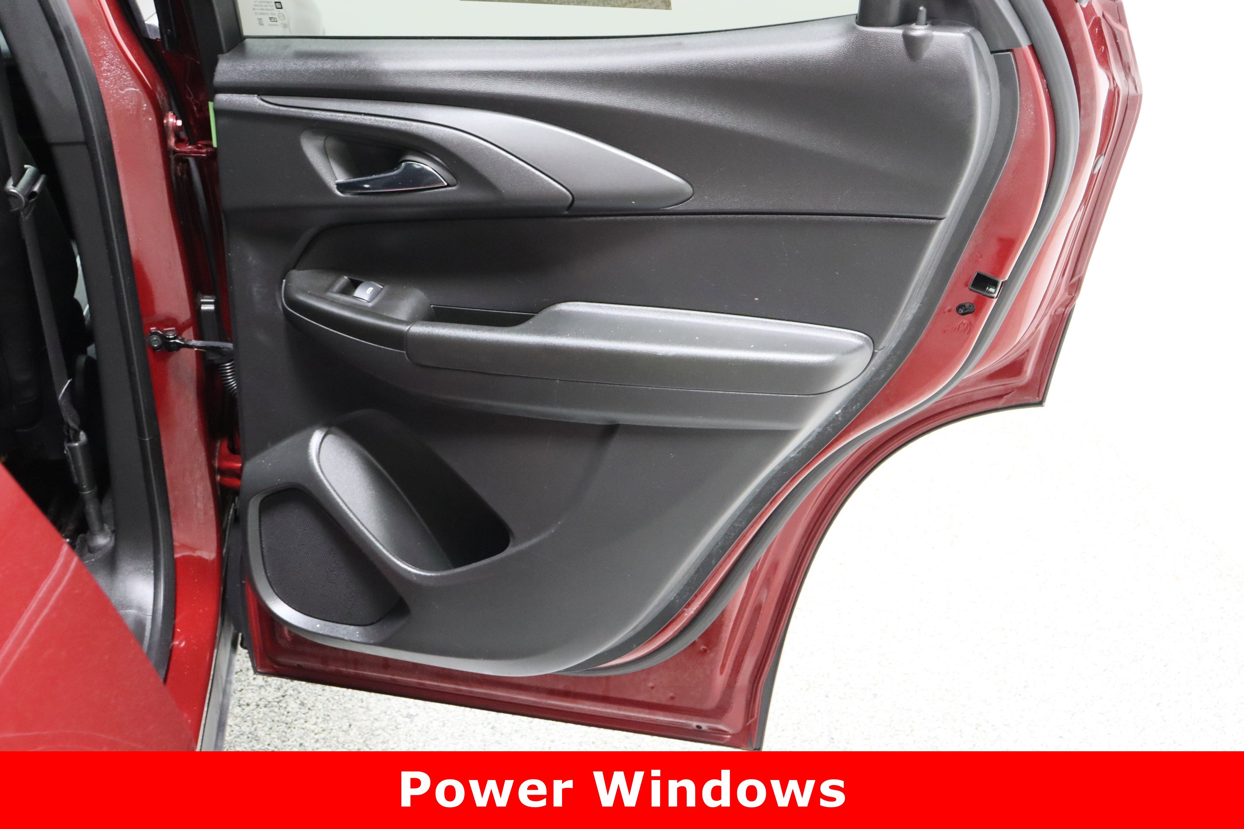 Used 2024 Chevrolet TrailBlazer LS w/ LS Convenience Package image 31