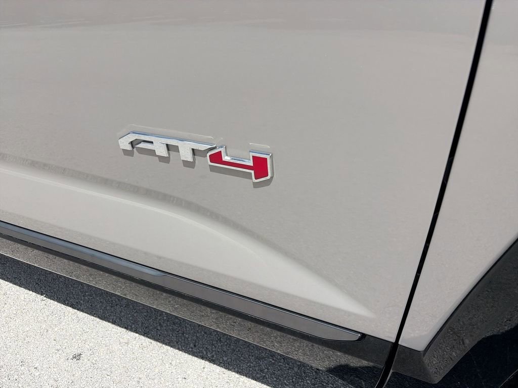 New 2026 GMC Terrain AT4 AWD/4WD image 39