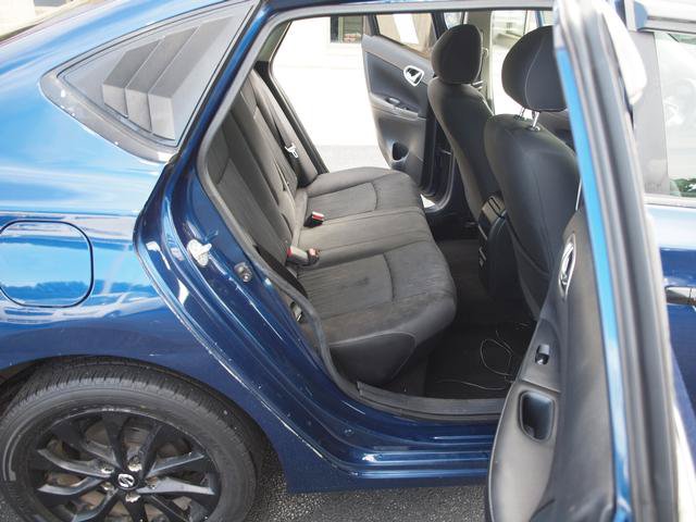 Used 2019 Nissan Sentra SV FWD image 7