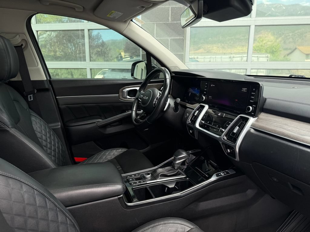 Used 2022 Kia Sorento SX Prestige AWD/4WD image 55