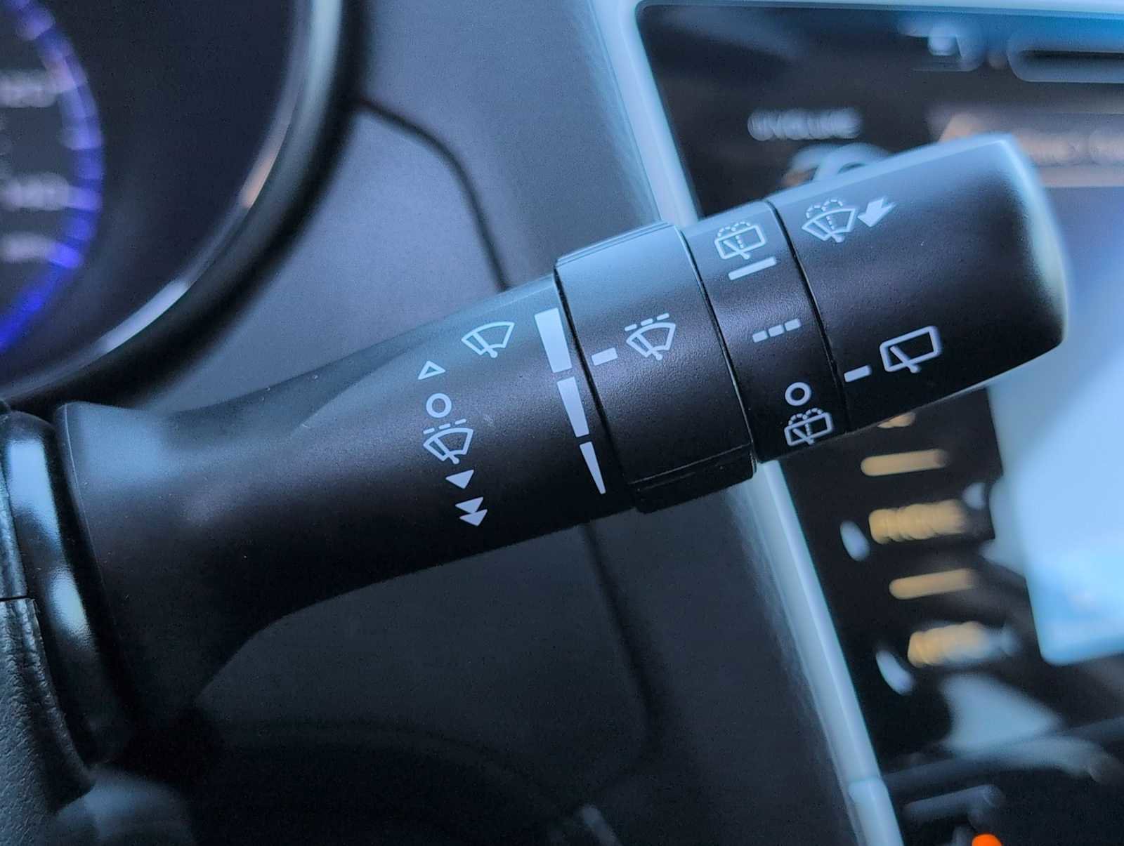 Used 2018 Subaru Outback 2.5i Premium w/ Popular Package #1 image 25